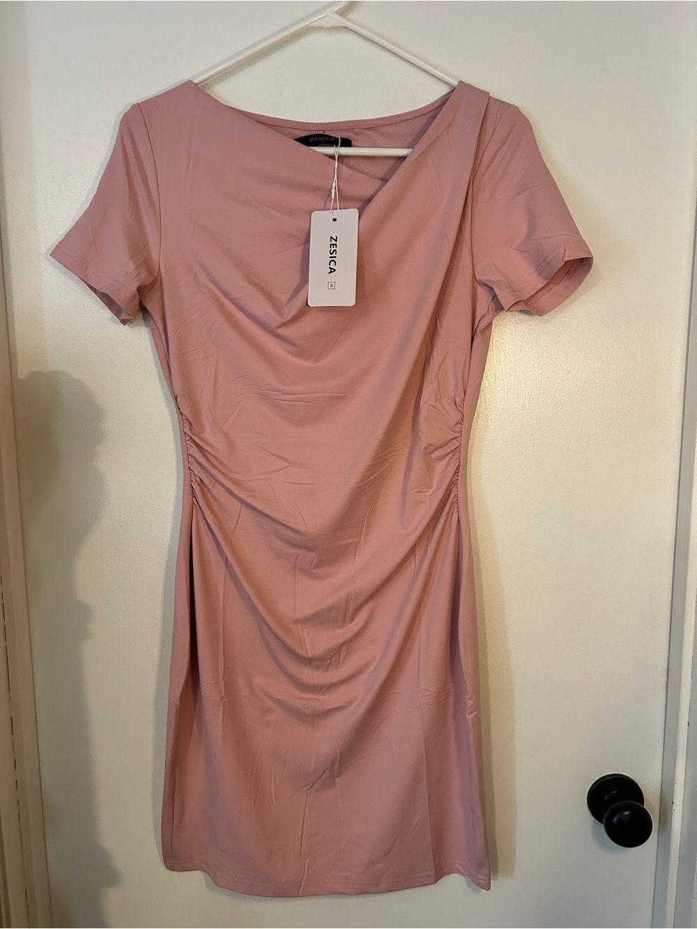 Zesica Dusty Pink Ruched Short Sleeve Mini Dress